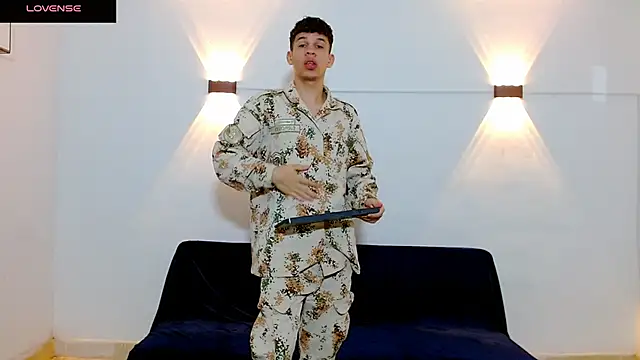 jeff ross online show from December 4, 1:40 pm