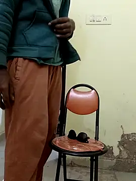 Chocolate stud10 online show from February 24, 2:23 am