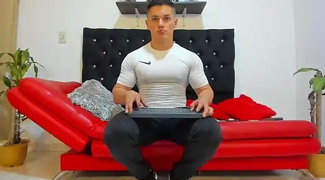 julian wallace online show from February 12, 8:50 pm