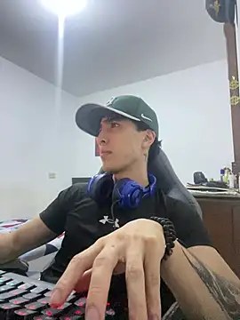 gojo satoru 18 online show from April 6, 3:03 am