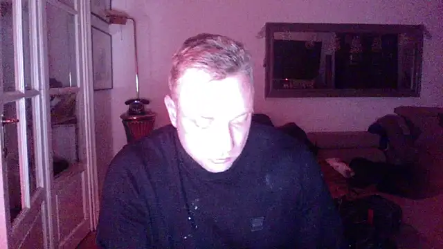 couplehavingfunfun online show from January 1, 6:59 pm