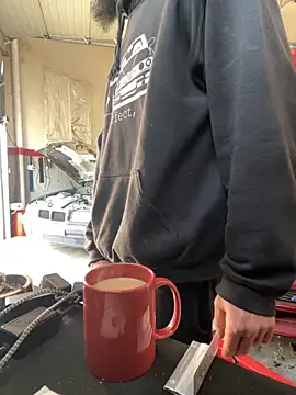 donnuozfutura online show from March 4, 9:40 am