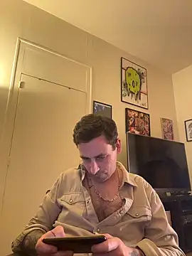 defbond420 online show from November 14, 11:28 pm