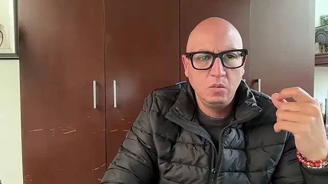 alanan881 online show from November 30, 6:32 pm