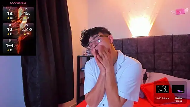 nolan twink1 online show from October 6, 11:31 pm