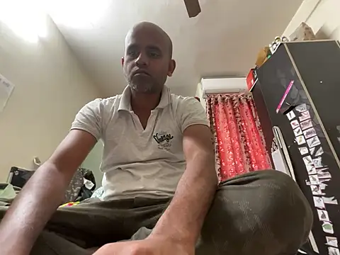 SammyChocolateIndian online show from December 18, 8:42 am