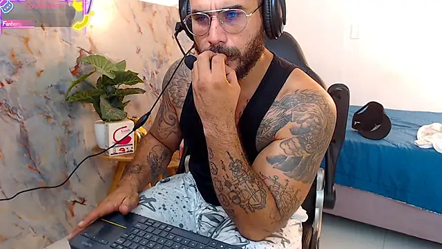 hanz col online show from September 15, 8:54 pm