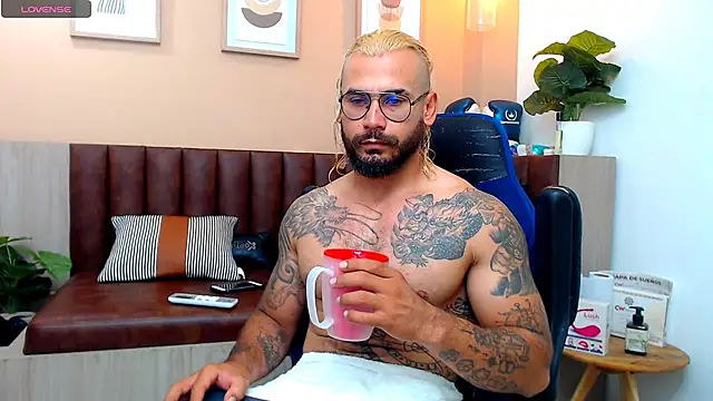 hanz col online show from March 21, 1:01 pm