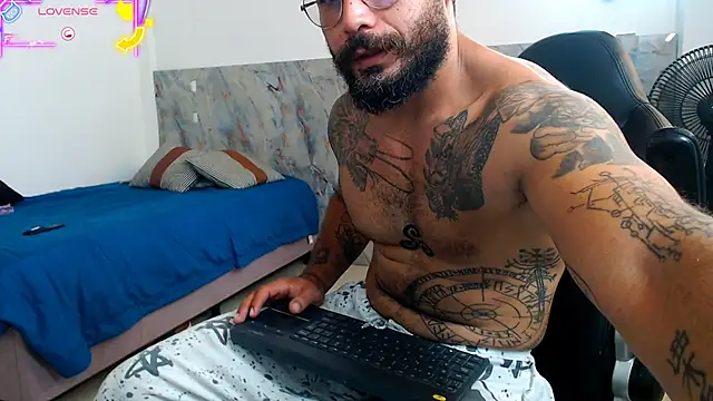 hanz col online show from November 8, 10:29 am