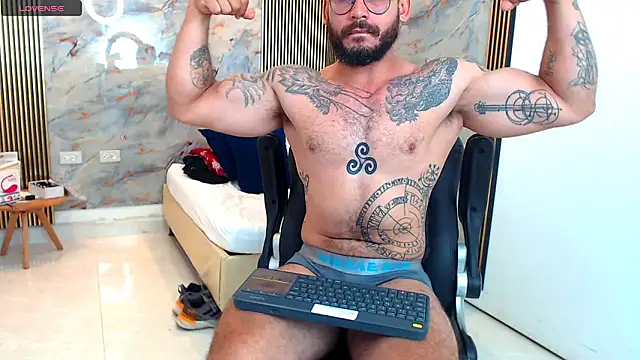 hanz col online show from March 1, 11:39 am