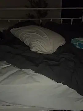 blondeandthick online show from March 11, 10:29 am