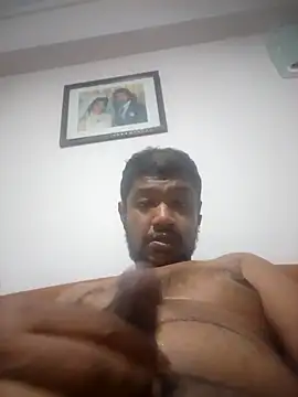 RoyPapafarid online show from March 20, 1:59 pm