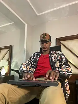 AaronCruz  online show from December 19, 7:51 pm