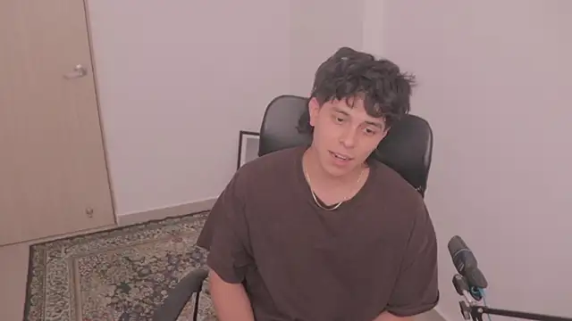 Tony Hoffa online show from December 19, 8:17 pm