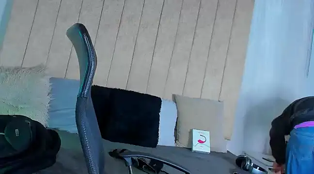 Muichiro tokito1 online show from December 5, 3:59 am