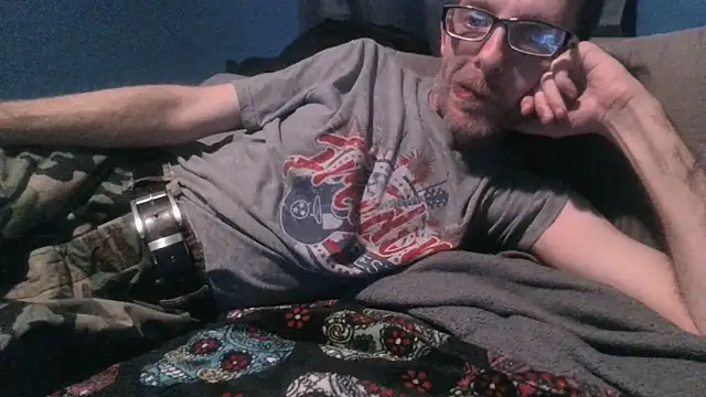 MysteriousFire23 online show from December 18, 1:01 am