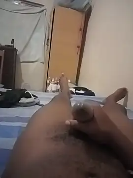 izinjamfee2 online show from February 15, 10:18 pm