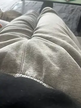 pignoufe online show from February 13, 10:42 am