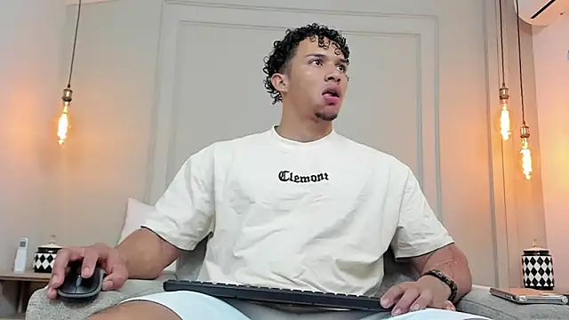 Dominick star online show from February 6, 4:21 am