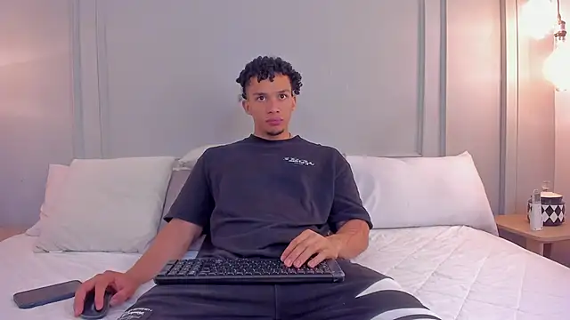 Dominick star online show from December 4, 4:30 am