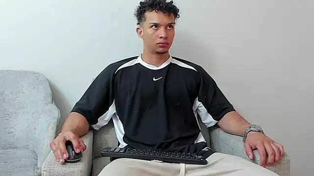 Dominick star online show from February 17, 3:36 am