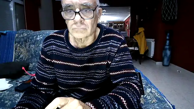 maduroguapo online show from December 2, 10:35 pm