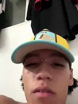 CRYBYT9 online show from December 2, 2:47 am