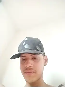 LeadingBeggar online show from October 9, 9:20 pm