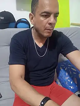 latinmartin73 online show from October 25, 5:25 pm