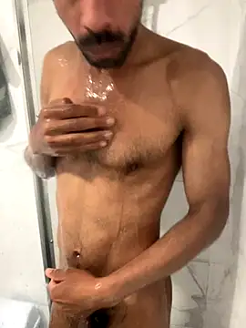 Lucascacaca online show from September 13, 1:23 pm