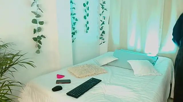 Tommyfoxboy online show from January 9, 12:41 pm