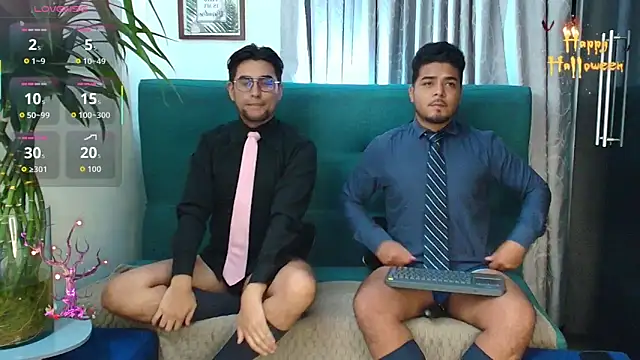 thiagowes online show from October 16, 3:47 am