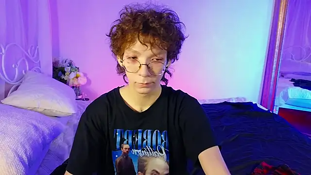 TommieH online show from February 26, 5:42 am