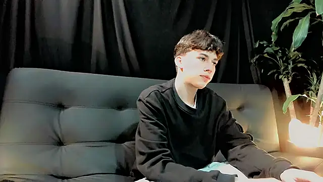 Snapshot of seth_ryder_ chatting on January 19, 4:54 am seth ryder  online show from January 19, 4:54 am