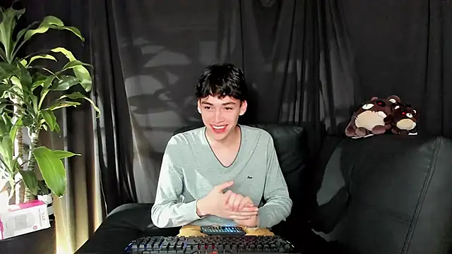 Snapshot of seth_ryder_ chatting on February 13, 5:26 am seth ryder  online show from February 13, 5:26 am