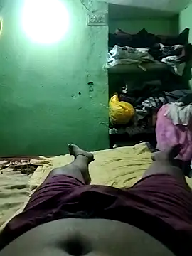 Snapshot of Karthik924 chatting on September 16, 2:51 pm Karthik924 online show from September 16, 2:51 pm