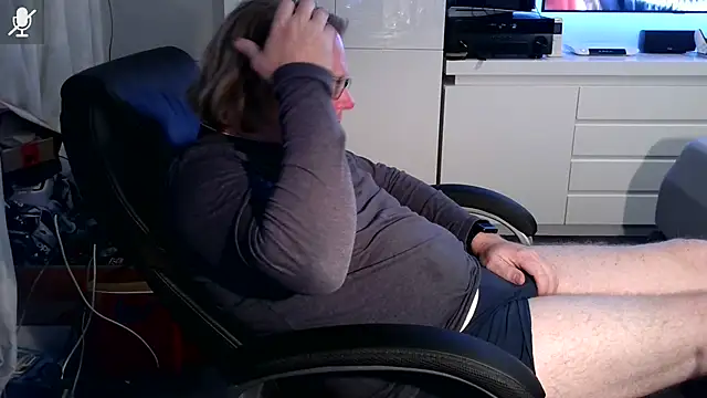 VSteph online show from September 24, 9:13 pm