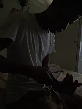 Snapshot of Johnras121 chatting on October 19, 3:26 pm Johnras121 online show from October 19, 3:26 pm