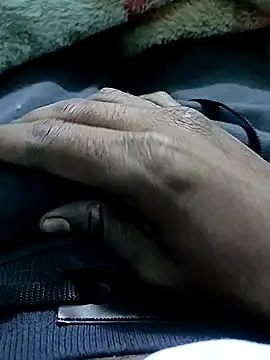 Snapshot of Sid4Sex chatting on January 8, 6:41 pm Sid4Sex online show from January 8, 6:41 pm