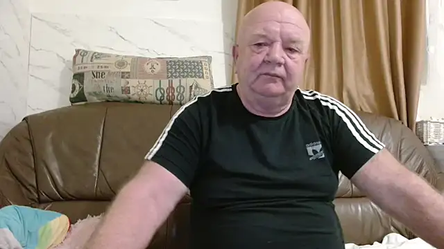 fullballs6 online show from April 3, 2:08 am