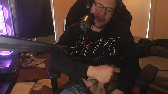 chicostick413 online show from November 2, 6:12 pm