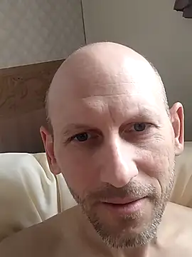 MrPearlsLive online show from May 8, 3:45 pm