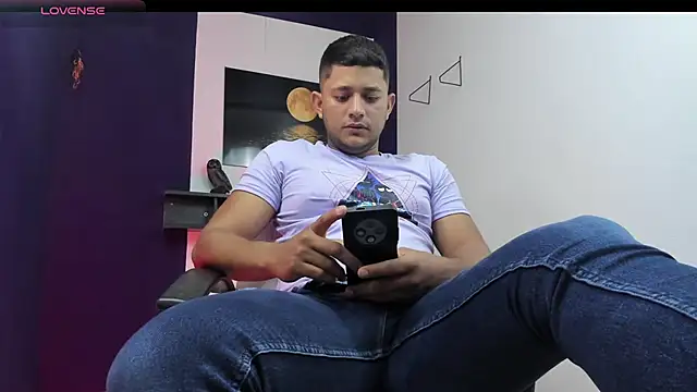 Marcos garcias online show from March 11, 11:44 am