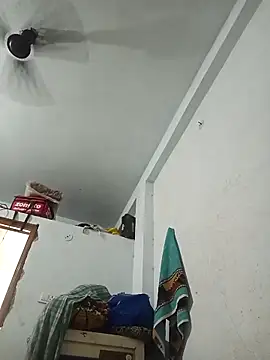 pintuS40 online show from February 20, 10:33 pm