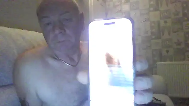 gibbo62 online show from September 14, 10:45 pm