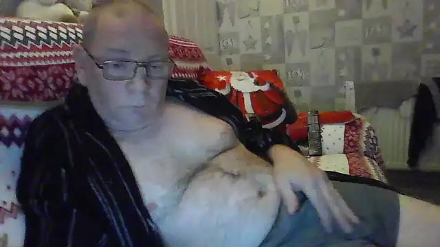 gibbo62 online show from December 13, 12:09 am