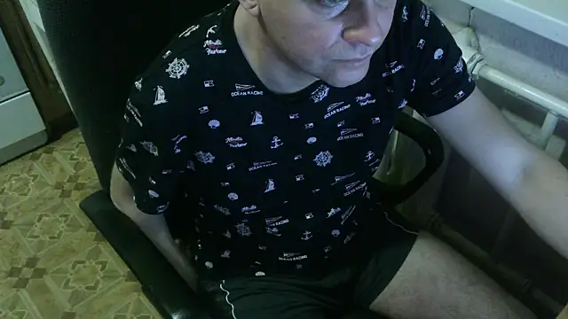 Snapshot of AlDON59 chatting on February 4, 7:33 pm AlDON59 online show from February 4, 7:33 pm