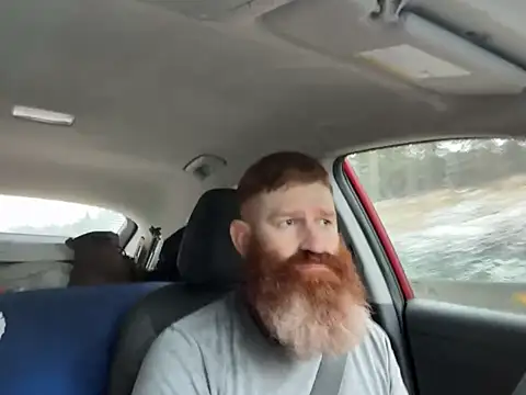 Redfurr69 online show from December 12, 11:36 pm