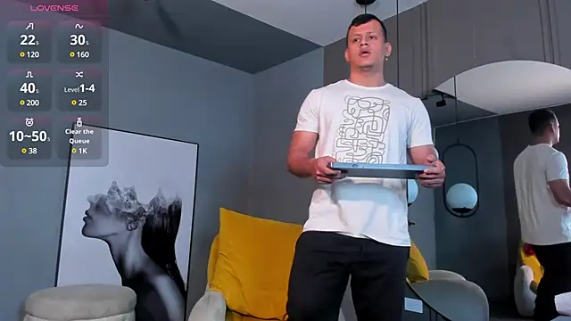 Snapshot of Alex_towers chatting on January 3, 7:07 pm Alex towers online show from January 3, 7:07 pm