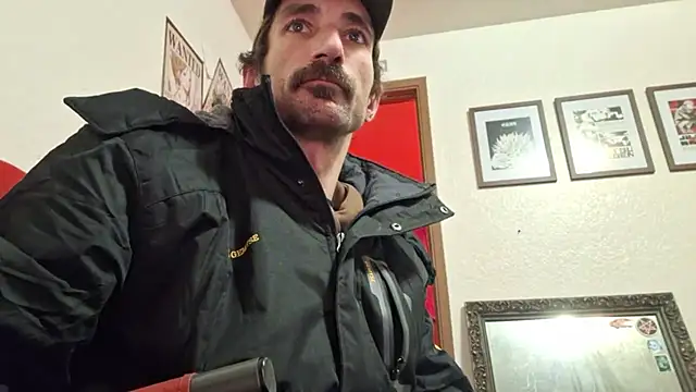 SlammyDjr online show from March 14, 6:20 am